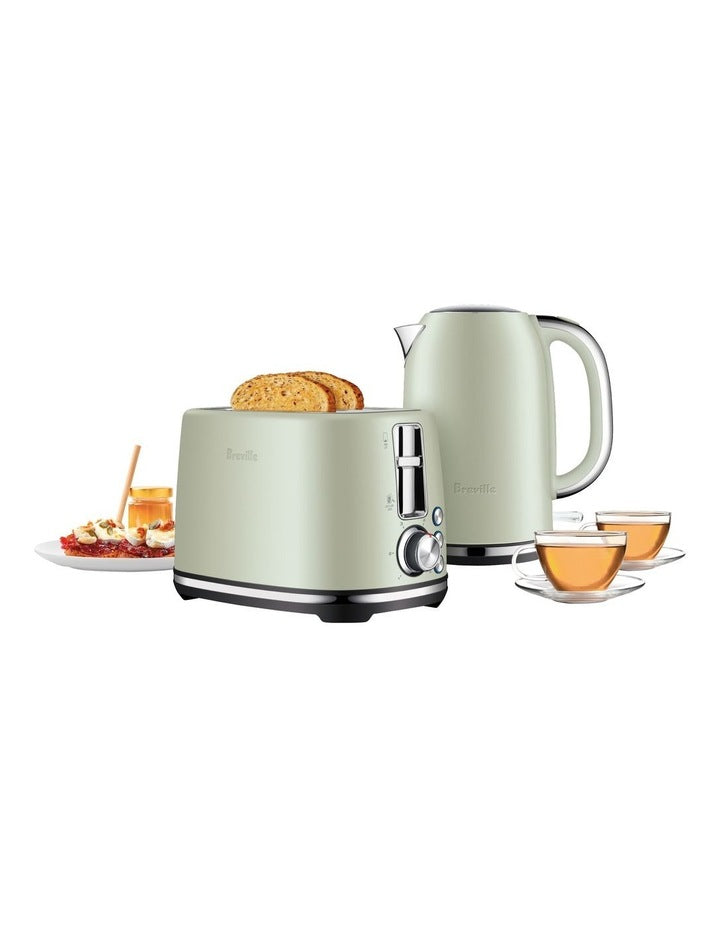 The Brunch Set Toaster & Kettle in Sage LKT822SGE2IAN1