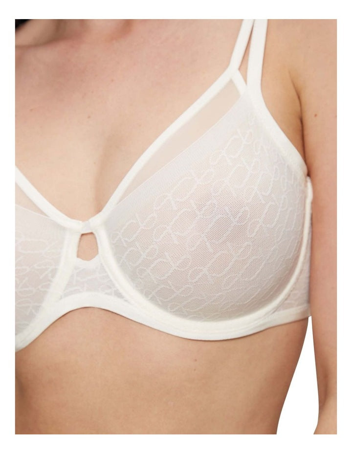 Signature Sheer Minimiser Bra in Ecru