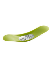 Rocker Garlic Crusher in Green