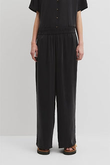 Pull-On Cupro Pant