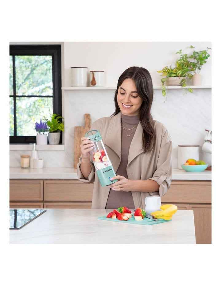 Portable Blender in Eggshell