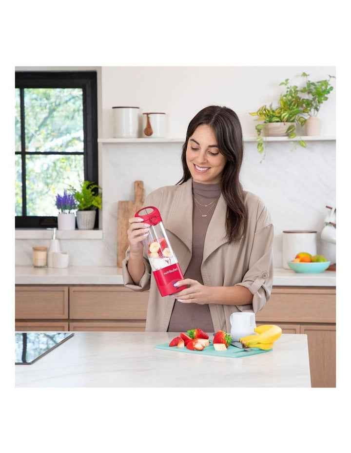 Portable Blender in Magenta NB07400MA