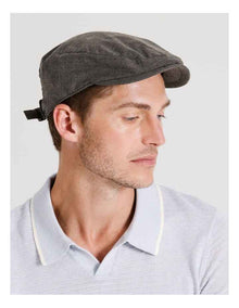 Driving Cap in Charcoal