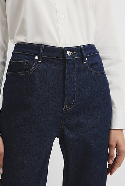 High Rise Slim Jean