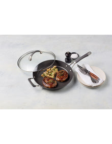 Endurance+ Nonstick Induction Covered French Skillet 30cm