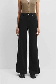High Rise Wide Leg Jean