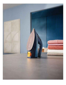 800 Series Steam Iron in Blue DST8020/20