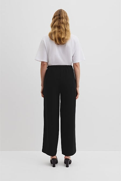 Fluid Wide Leg Pant