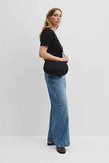 Cassie Crossbody Bag