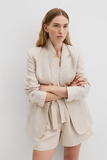 Organically Grown Relaxed Fit Linen Blazer