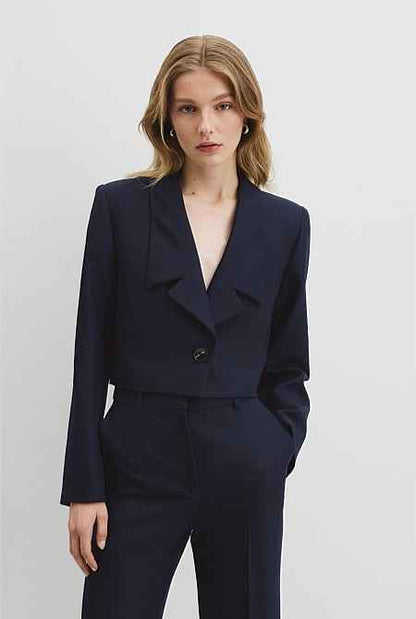 Cropped Lapel Blazer