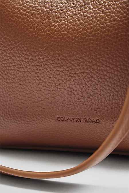 Middle Zip Crossbody Bag