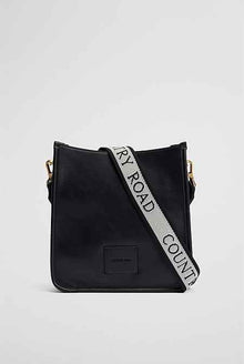 Pippa Crossbody