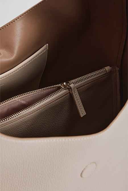 Country Road Essential Hobo Bag