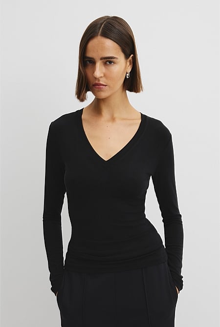 Cupro Rib V-Neck Neck Top