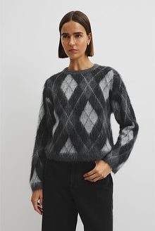 Argyle Crew Neck Knit