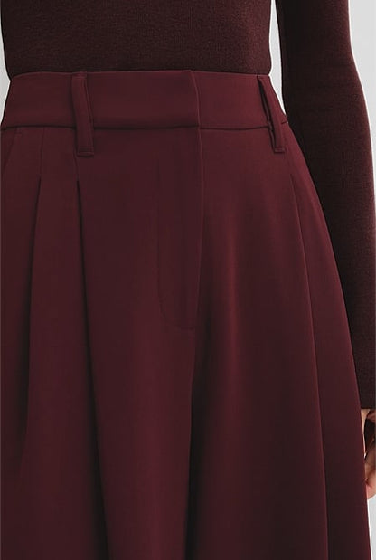 Soft Pleat Pant