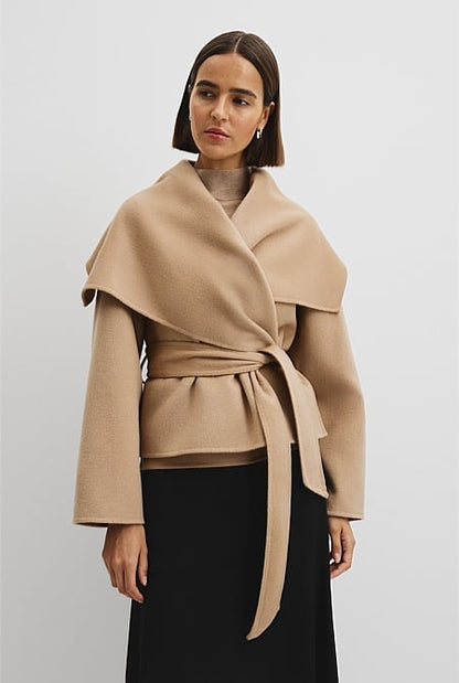 Soft Waterfall Jacket