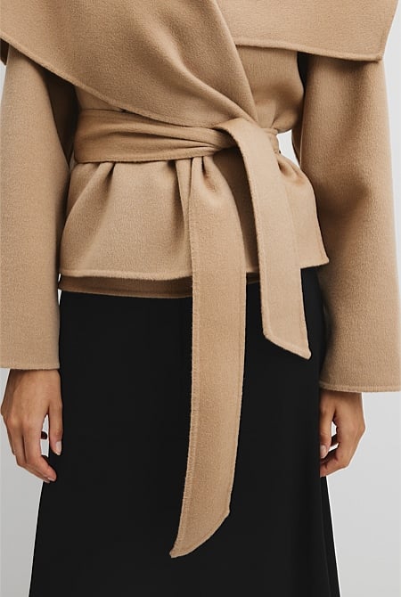 Soft Waterfall Jacket
