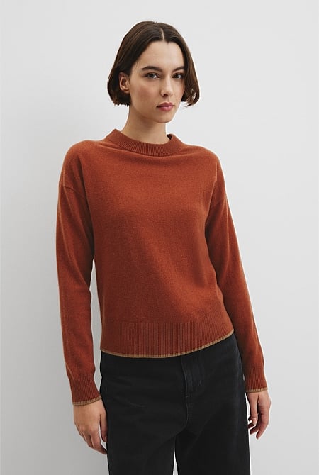 Tipped Crew Neck Knit