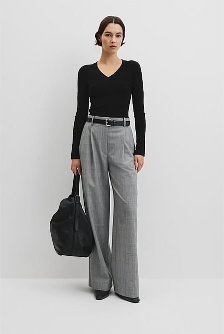 Wool Silk V-Neck Neck