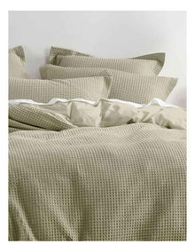 Deluxe Waffle Quilt Cover Set in Eucalyptus