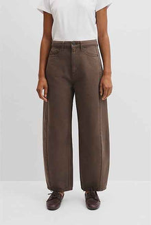 Barrel Jean