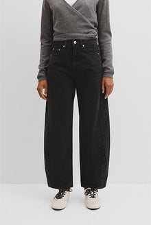 Barrel Jean