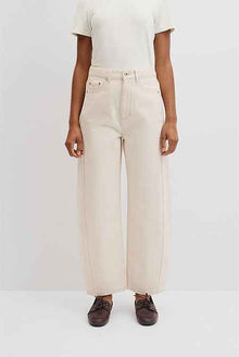 Barrel Jean