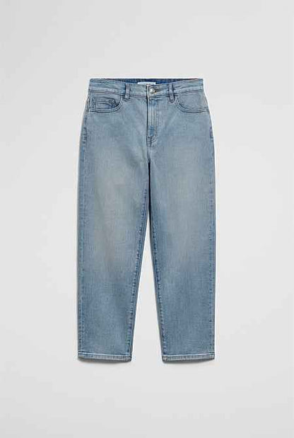 Classic Straight Jean