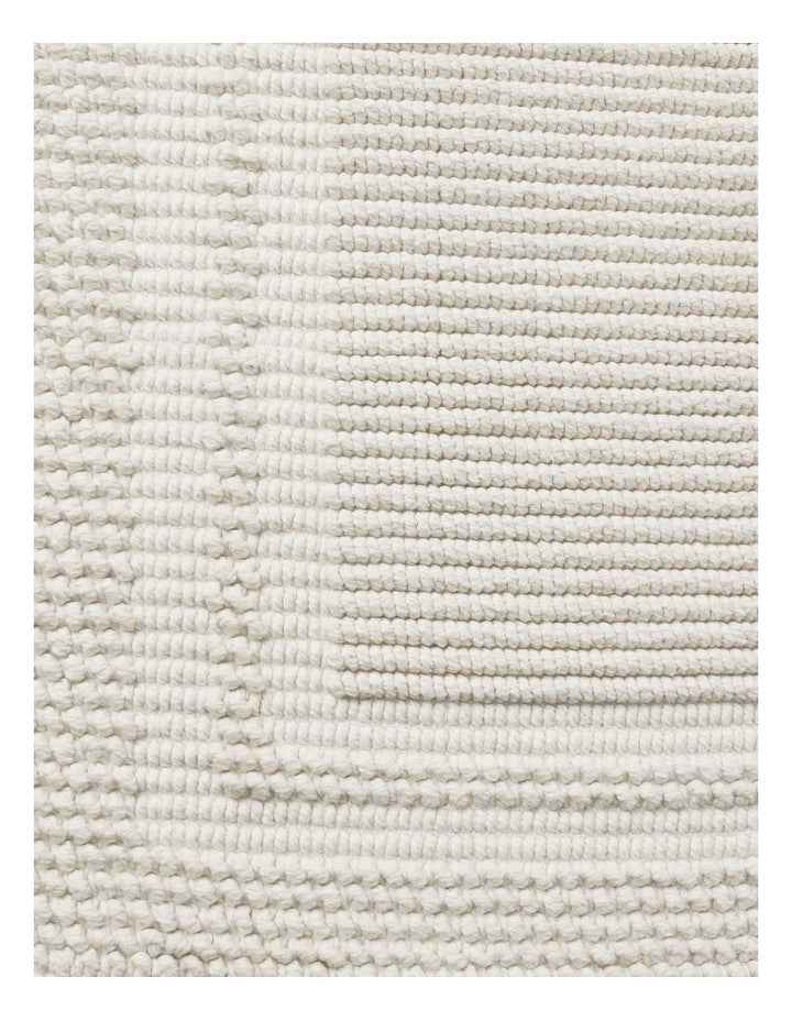 Textured Bath Mat in White
