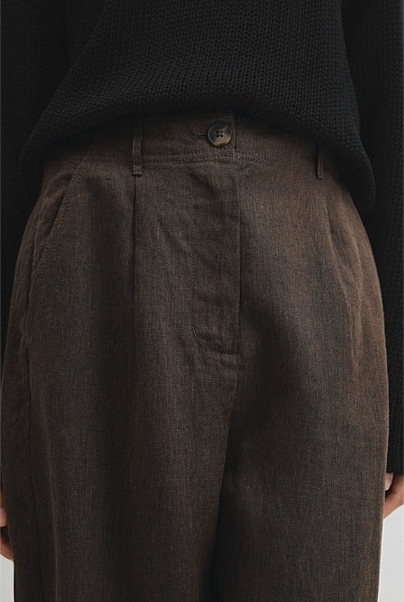 Tapered Linen Pant