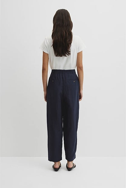 Tapered Linen Pant