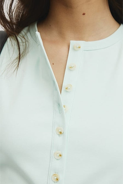Henley Tank
