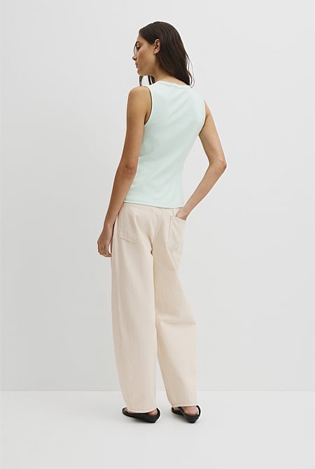 Henley Tank