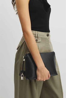 Country Road Lock Pouch