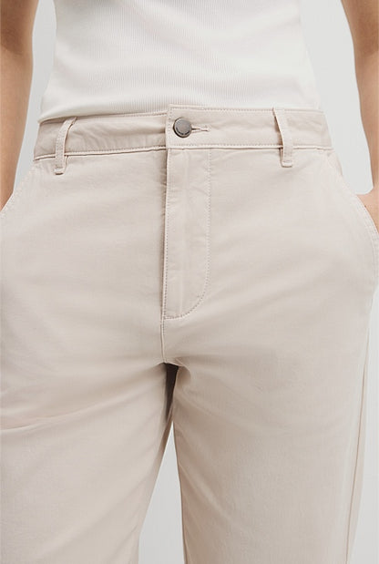Classic Slim Chino