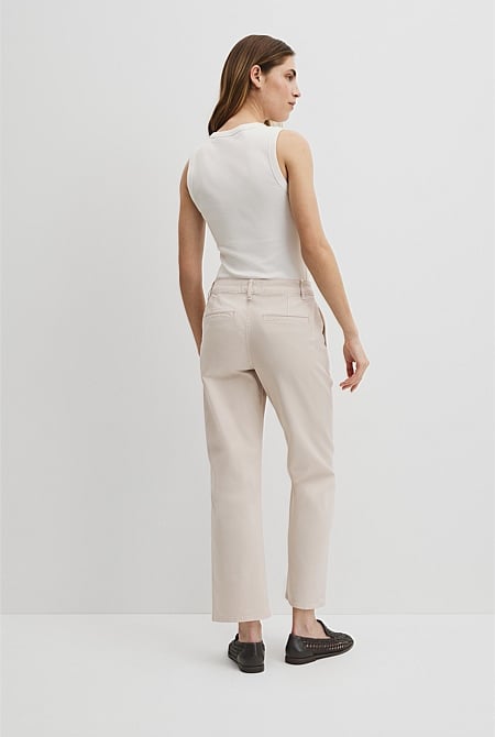 Classic Slim Chino