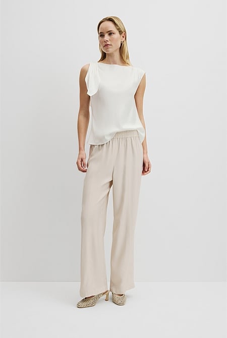 Panel Pull On Pant