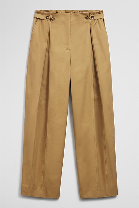 Button Tapered Pant
