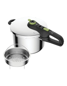 Induction Stainless Steel Pressure Cooker 6L in Silver