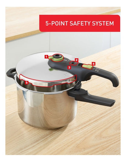 Induction Stainless Steel Pressure Cooker 6L in Silver