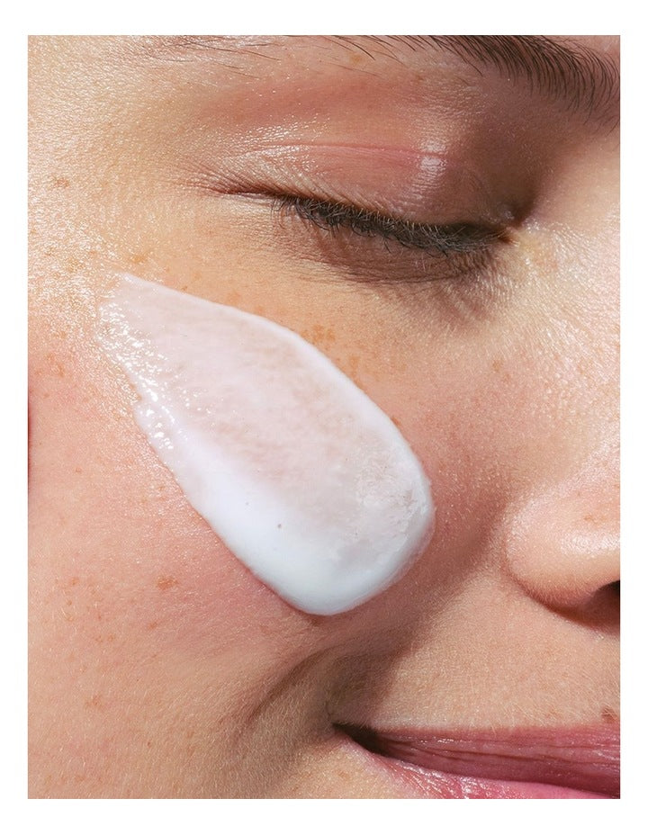 Velvet Cleansing Milk Doypack