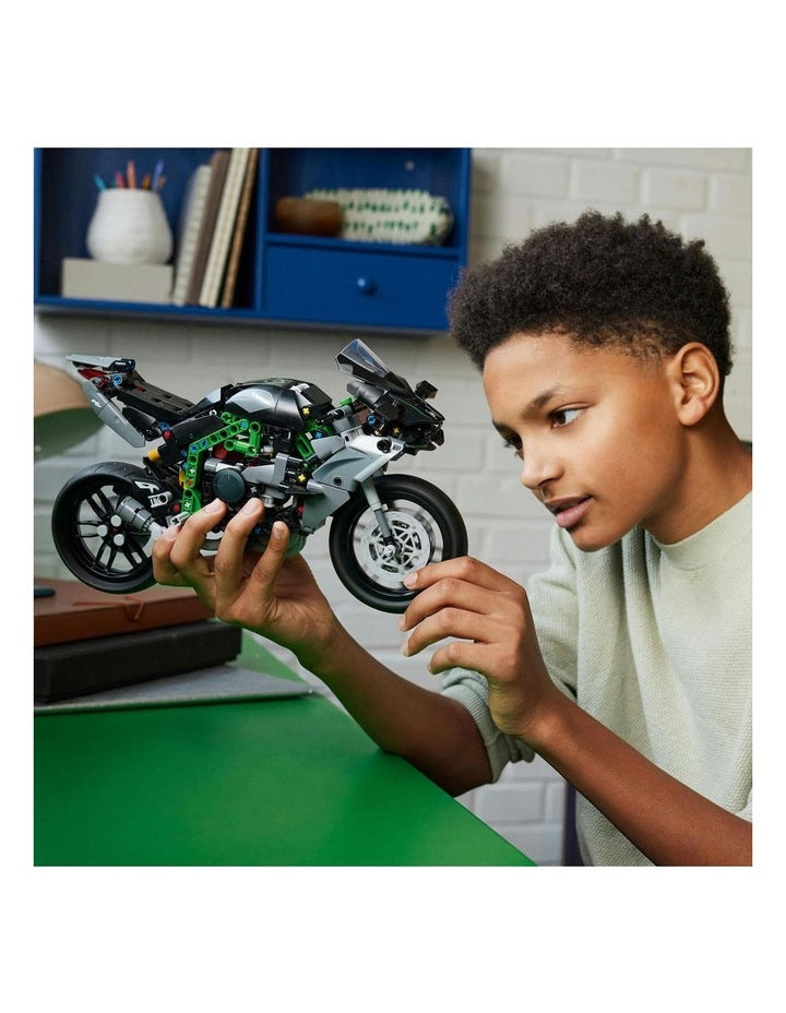 Technic Kawasaki Ninja H2R Motorcycle 42170