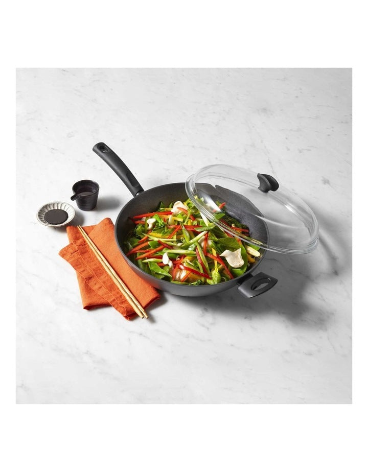 Per Benessere Ceramic Nonstick Induction Covered Wok With Helper Handle 32cm