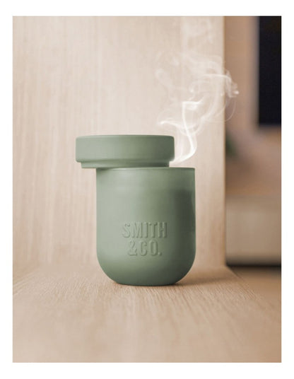 Amber & Freesia Candle 250g