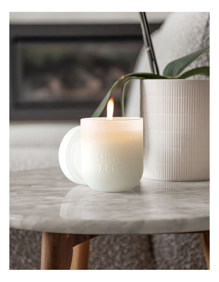 Tonka & White Musk Candle 250g