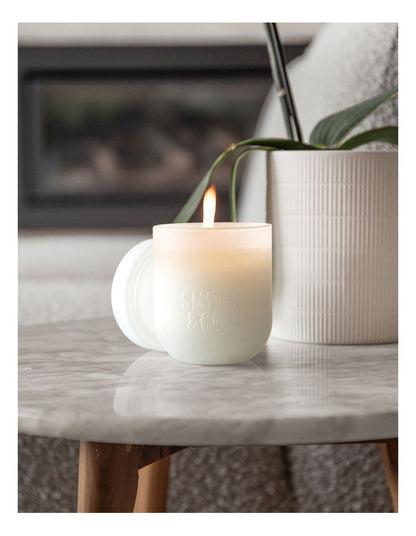 Tonka & White Musk Candle 250g