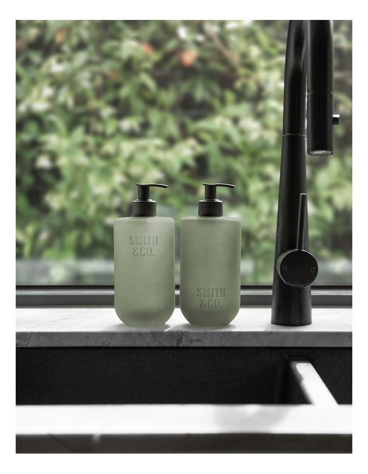 Amber & Freesia Hand & Body Wash 400ml