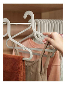 Orderly 5pc Anti-tangle Hanger St Ecru